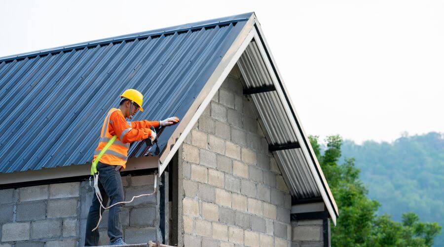 Expert new roof installation services in Idanha, OR